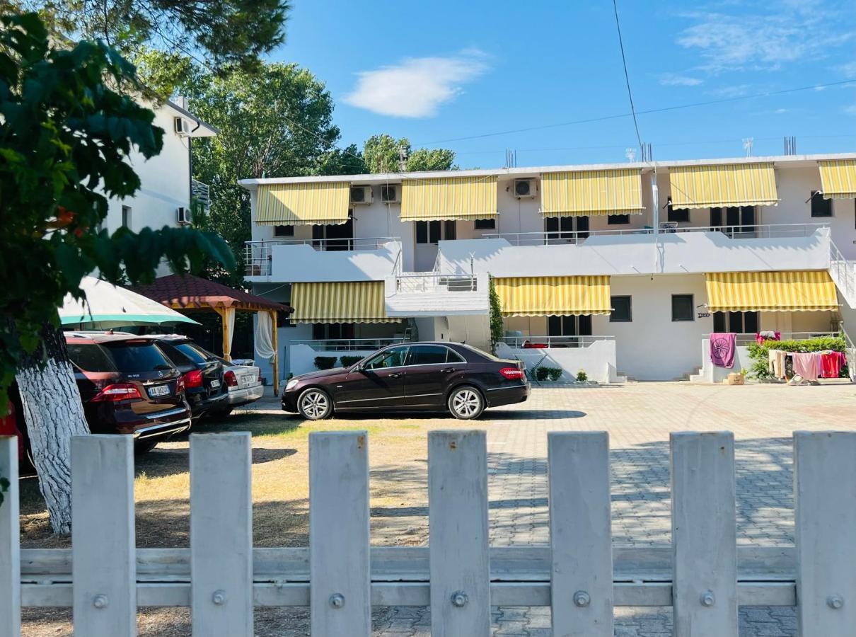 Ramadani Apartments Velipoje Exterior photo